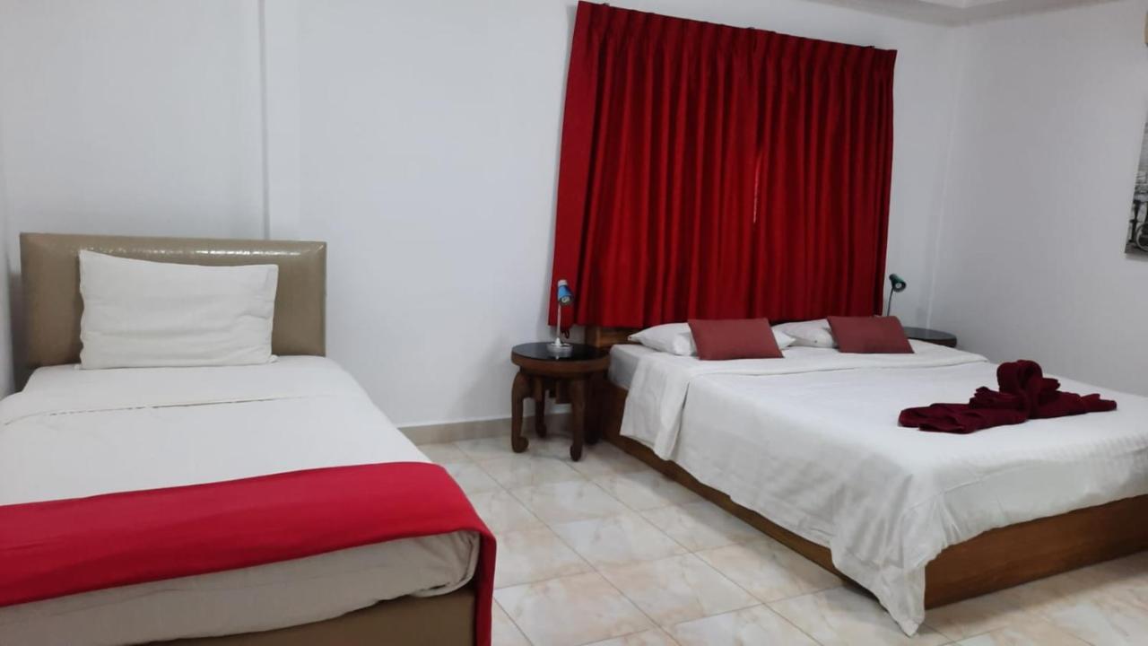 Happy Beach Jomtien Guesthouse 外观 照片