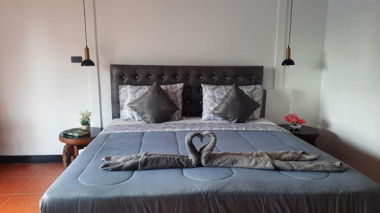 Happy Beach Jomtien Guesthouse 外观 照片