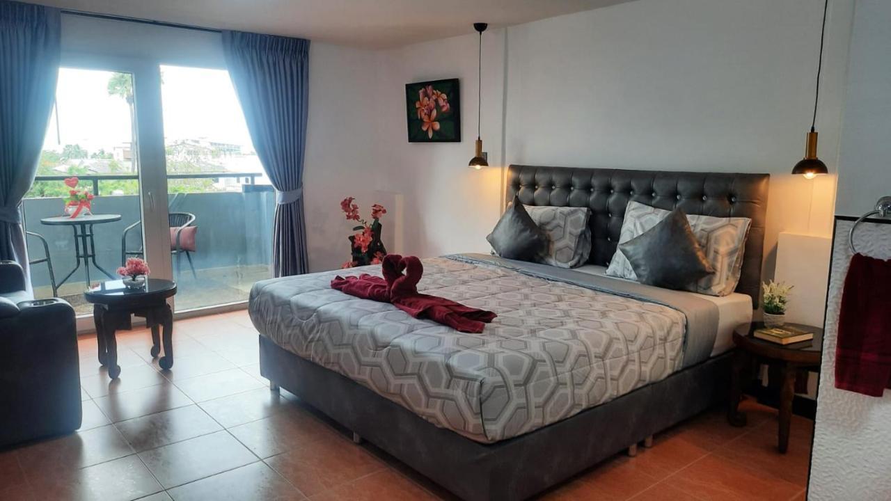 Happy Beach Jomtien Guesthouse 外观 照片