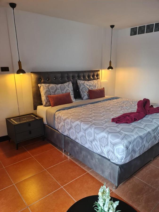 Happy Beach Jomtien Guesthouse 外观 照片