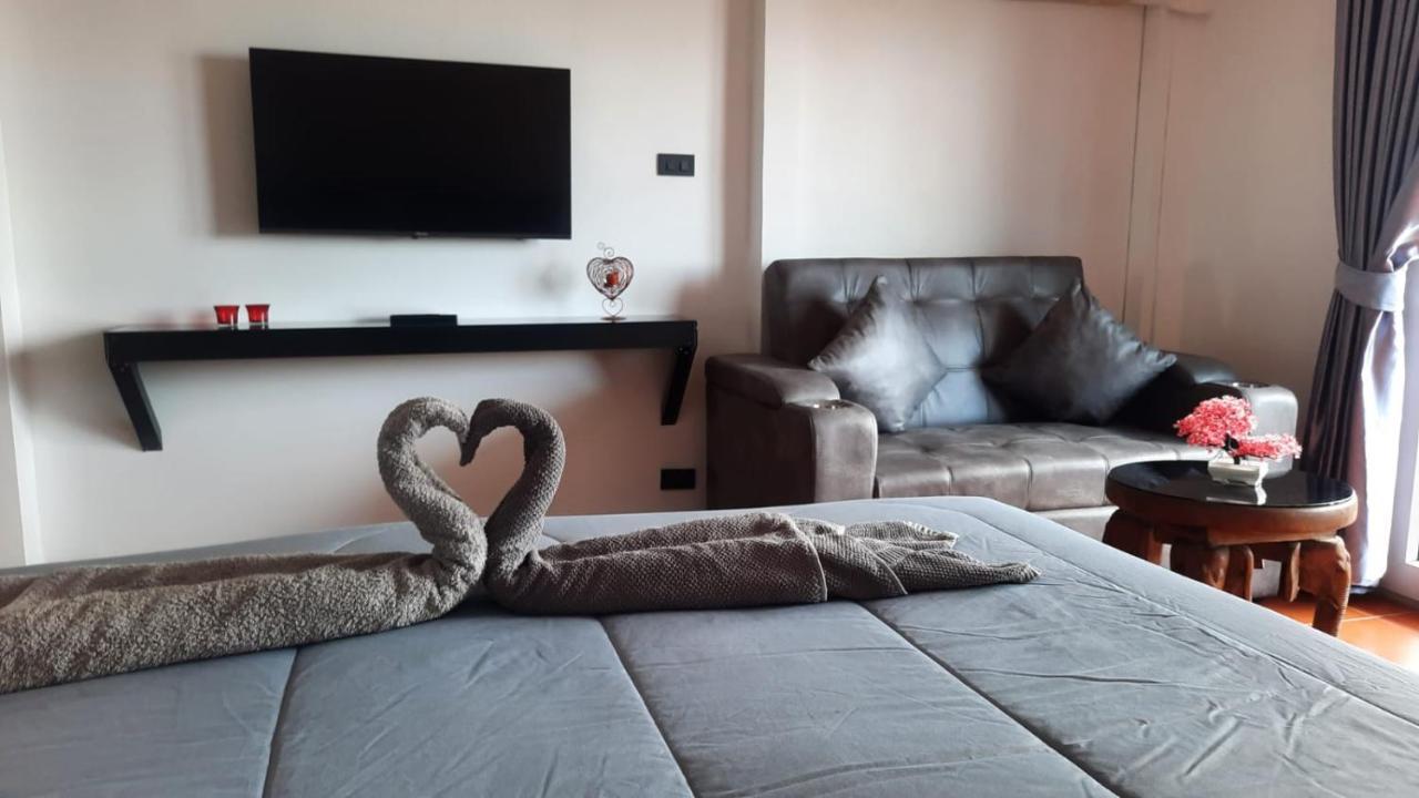 Happy Beach Jomtien Guesthouse 外观 照片