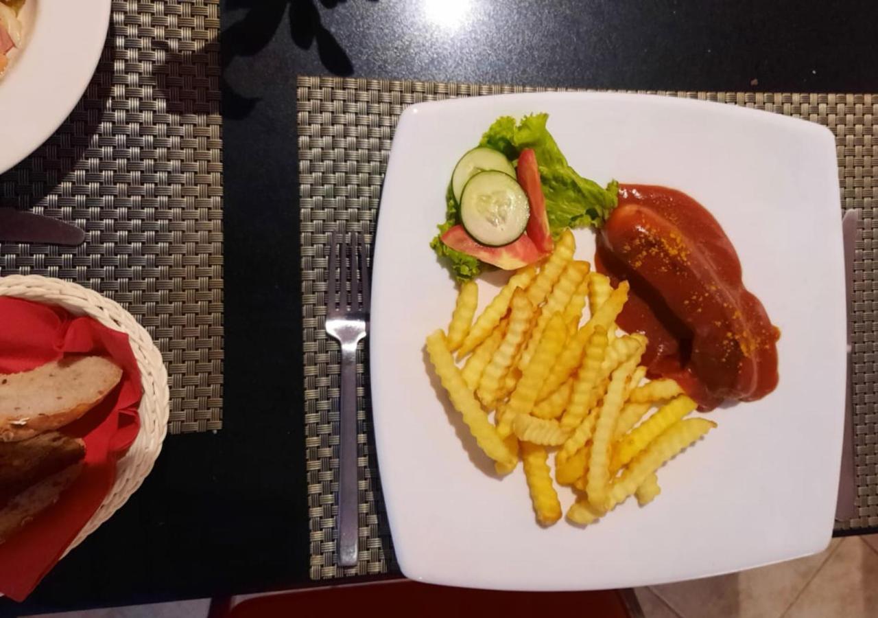 Happy Beach Jomtien Guesthouse 外观 照片